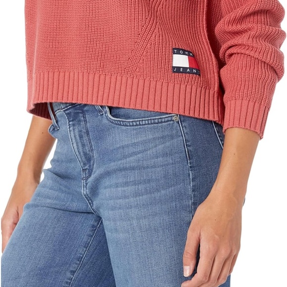Tommy Hilfiger Women's Crew Neck Flag Sweater - Picture 3 of 6